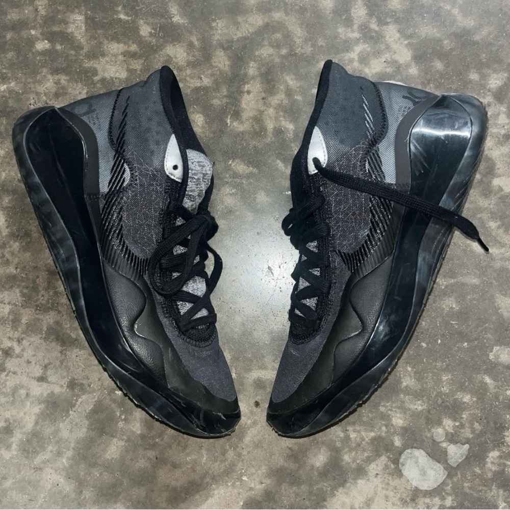 Nike KD 12 Size 10.5 Men's Black and Gray Sneakers